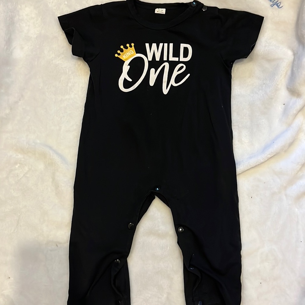 Wild One short sleeve onesie 12-18 months